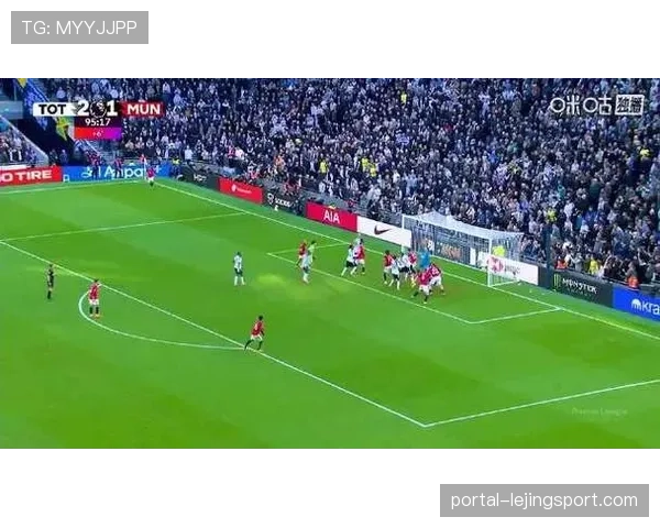 战术评论：为何曼联近期“4-2-3-1”体系下的高位压迫屡现漏洞？